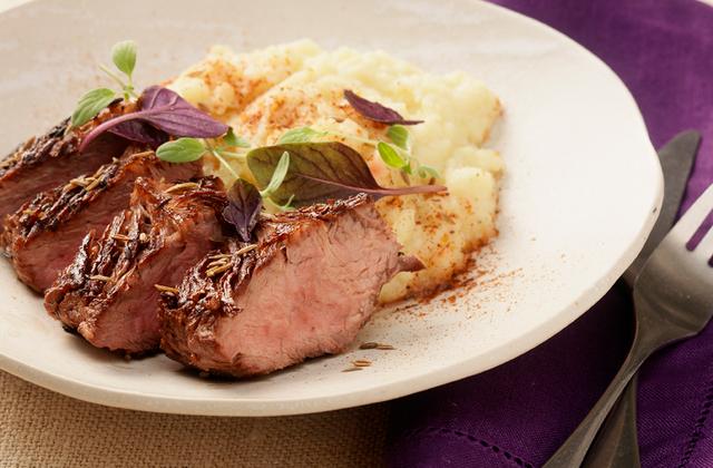 Onglet de veau aux épices tandoori et purée maison - Photo par Les produits tripiers