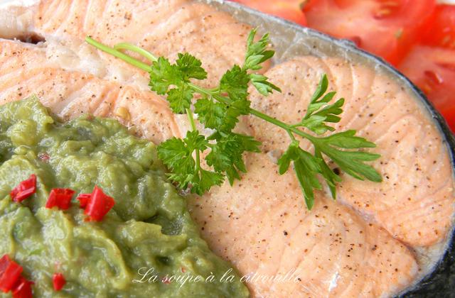 Saumon de Norvège sauce à l'avocat - Photo par La soupe à la citrouille