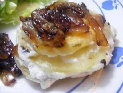 Tatin de pommes-de-terre et son confit d'oignons - sofitc