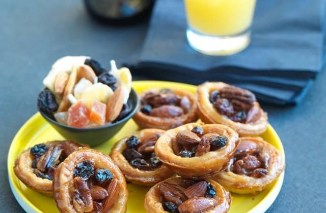 Minis tartelettes noix de pécan et raisins sec au caramel - Apéro-Style(s) 'fait maison'