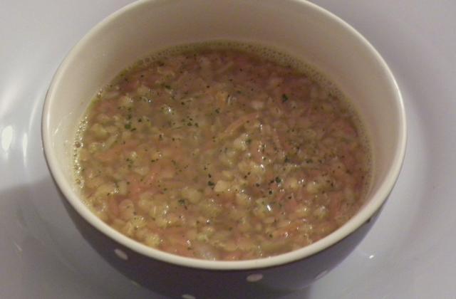 Soupe aux lentilles corail, carottes, ail et épices douces - Basboussa