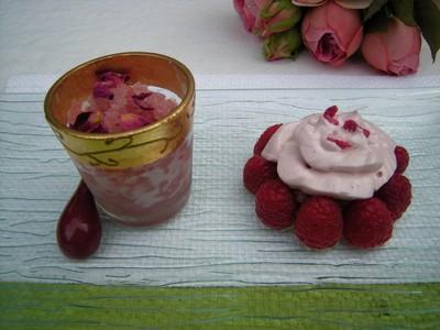 Compotée de rhubarbe à la fraise-verveine aux parfums de roses ! - Photo par Chef Damien