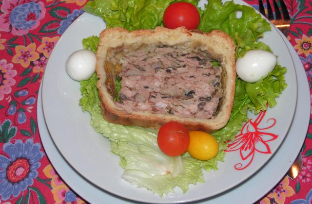 Pâté en croûte au porc et aux champignons - Photo par kekeli