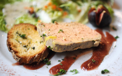 Foie Gras croque-sel au piment d'espelette et sa gelée - Photo par Bipertegia