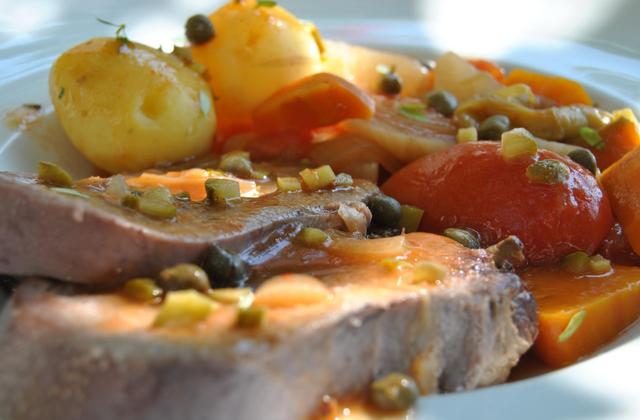 Langue de boeuf à la sauce piquante et câpres - Photo par cricri3005