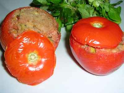 Tomates farcies au jambon et à la courgette - Photo par DeyCuisine