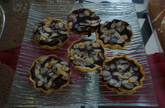 Tartelette au chocolat et amandes - Photo par orochi