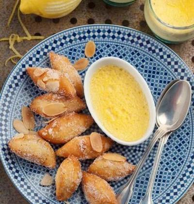 Bugnes aux amandes avec leurs crème citron, gingembre et vanille - Photo par Elle & Vire