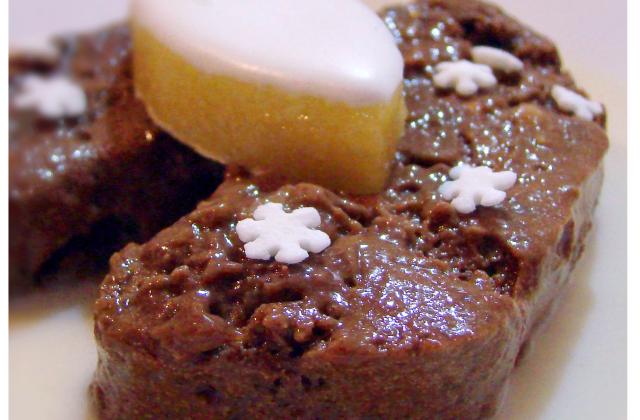 Mousse à la vanille et au chocolat givrée aux calissons - Photo par cookingmymy