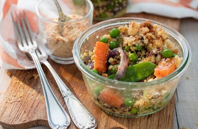 Crumble aux légumes et au quinoa - Photo par Gerblé