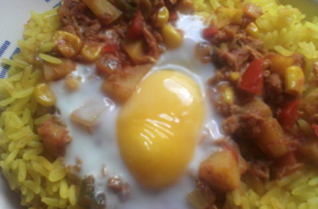 Riz à la façon d'Ojja au thon et aux petit légumes - Photo par aymenmarie