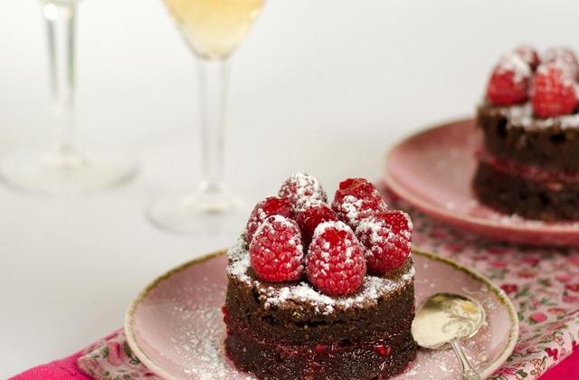 Gâteau au chocolat noir et framboises - Photo par Mamina