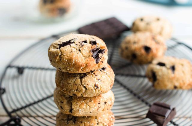 Cookies de quinoa aux pépites de chocolat - Photo par Quinola Mothergrain