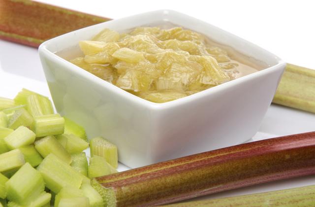 Compote de rhubarbe au Companion - Photo par 750g