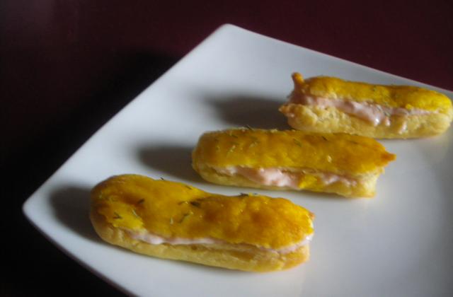 Mini éclairs salés crémeux au saumon fumé - Photo par paulin1W