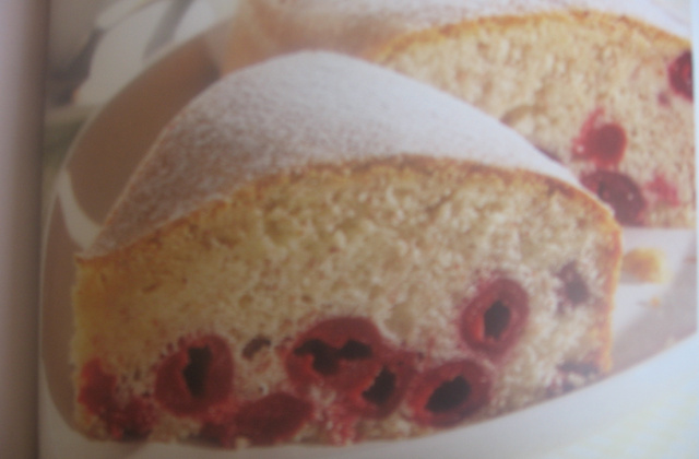 Recette Gateau Aux Griottes Aux Amandes 750g