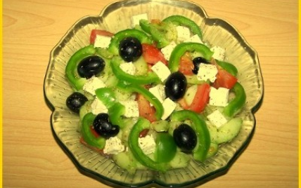 Salade grecque traditionnelle - Photo par biscottine