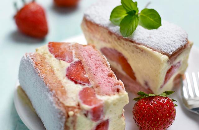 Fraisier express aux biscuits roses - Photo par Fraises de France