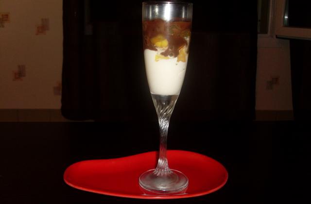 Verrine de fruits au chocolat maison - Photo par fatimarh
