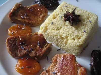 Filet mignon de porc aux fruits secs et à la lavande - Photo par nathalh2d