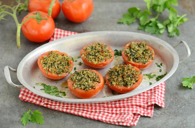 Tomates garnies à la Provençale - Photo par Nadia Paprikas