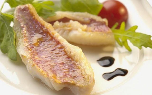 Filets de rougets au Pineau blanc des Charentes - Photo par bertrand