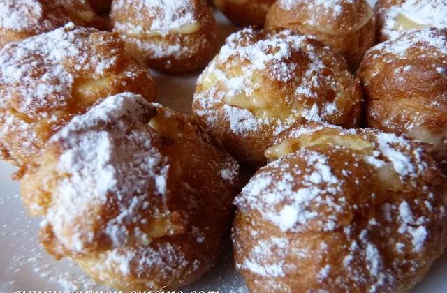 Choux à la crème au citron - Photo par Carmen
