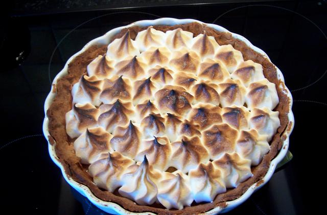Tarte au citron meringuée traditionnelle - Photo par Cyril Leroy
