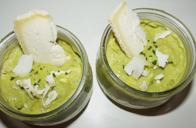 Vérirnes de chèvre et d'avocat - Photo par lbourn