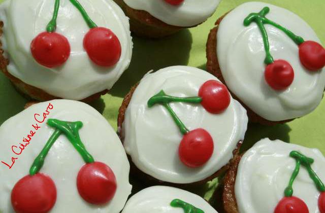 Cupcakes Cerises, glaçage Cheesecream - la cuisine caro