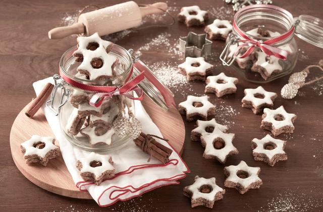 Biscuits étoilés à la cannelle et au Nutella® - Nutella