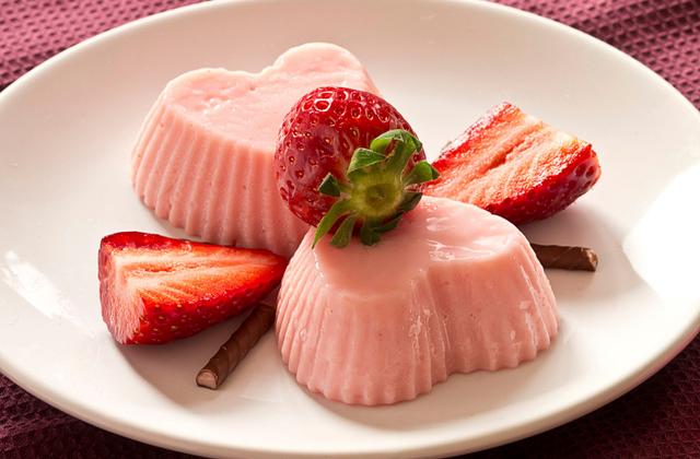 Coeurs de panna cotta à la fraise - Photo par 750g