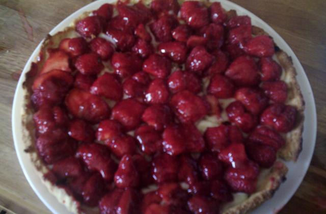 Tarte aux fraises et crème pâtissière aromatisée - Photo par gaellelecolo43