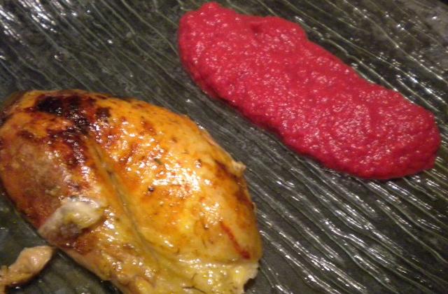 Pintade rôtie à la cannelle, purée de Betterave au petitgrain - Photo par Ladylettante