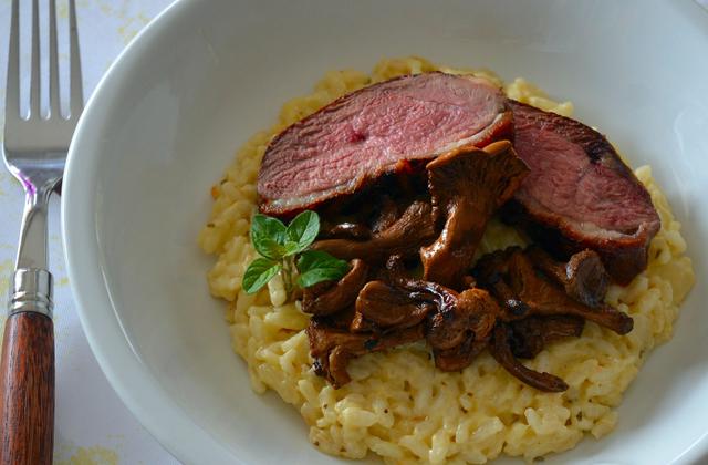 Risotto crémeux, girolles et magret de canard - Photo par UnLivreGourmand