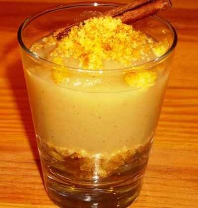 Compote de pommes biscuitée en verrine - Photo par lebotsc