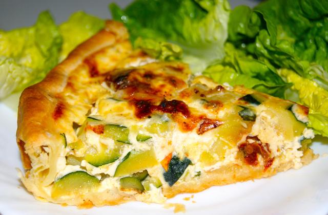 Quiche aux courgettes, tomates séchées et chèvre - Photo par La ptite cuisine de Pauline