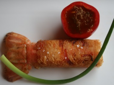 Langoustines aux cheuveux d'ange, sauce thaï à la pulpe de poivron rouge. - Photo par 750g