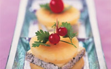 Sandwich de Valençay aux pommes de St Martin d'Auxigny - Photo par Fromages de Chèvre