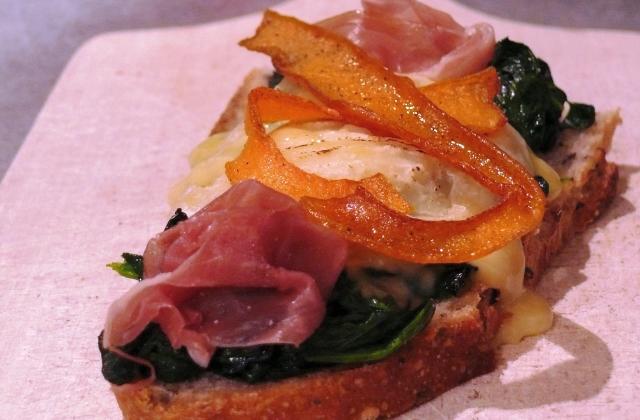 Saint Marcellin fondant sur tartine gourmande - Photo par Utilisateur 614727