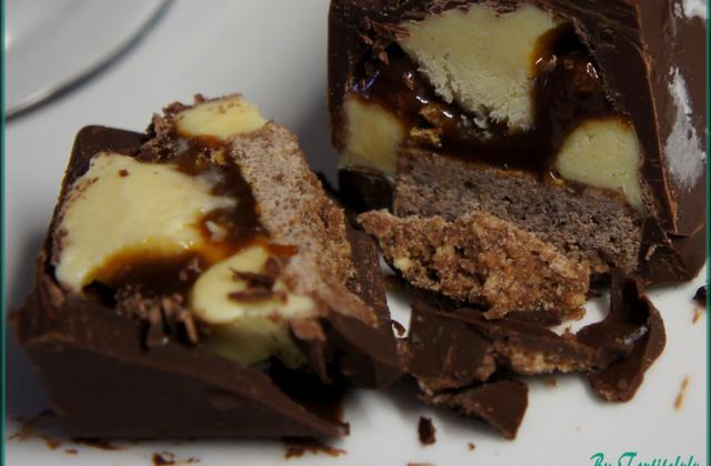 Barre glacée et craquante au chocolat et vanille et caramel façon Mars sans gluten - Toutitelulu