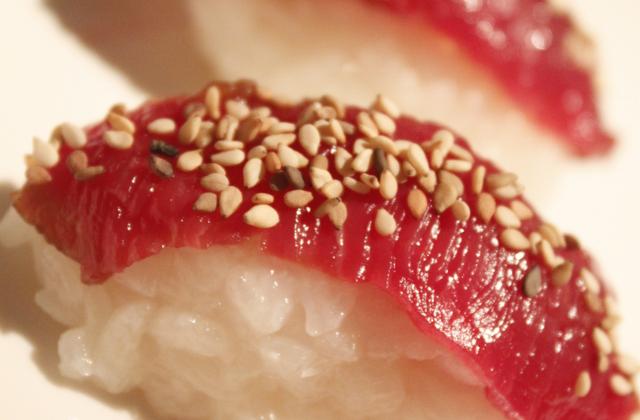 Sushis au bœuf mariné - Photo par Chez Inoule