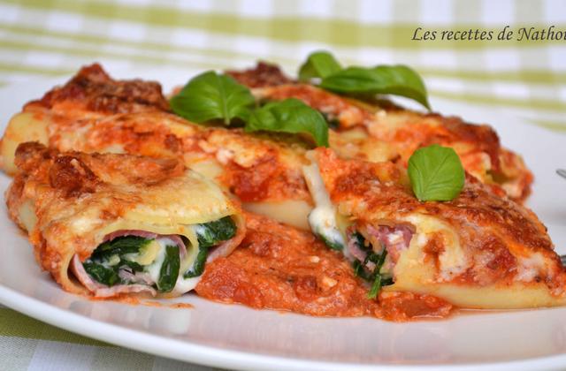 Roulades de lasagnes bolognaise au jambon et épinards, béchamel au parmesan - Photo par Invité