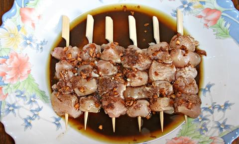 Marinade pour brochette de poulet à l'indienne - Photo par Aux bons p'tits prat
