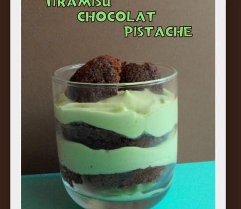 Tiramisu maison au chocolat et à la pistache - Photo par nj