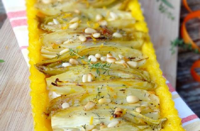 Tarte de polenta aux endives braisées à l'orange - Photo par Epices & Moi