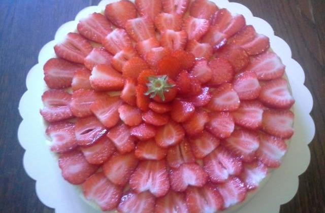 Tarte sablée vanillée aux fraises - jiraic
