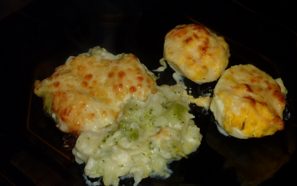 Oeufs gratinés à la béchamel et fromage - Photo par bibounS