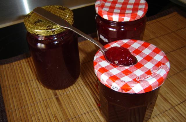 Gelée de framboises et de groseilles - Photo par amelie_v
