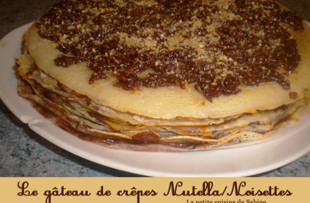 Gâteau de crêpes au nutella et noisettes - La petite cuisine de Sabine